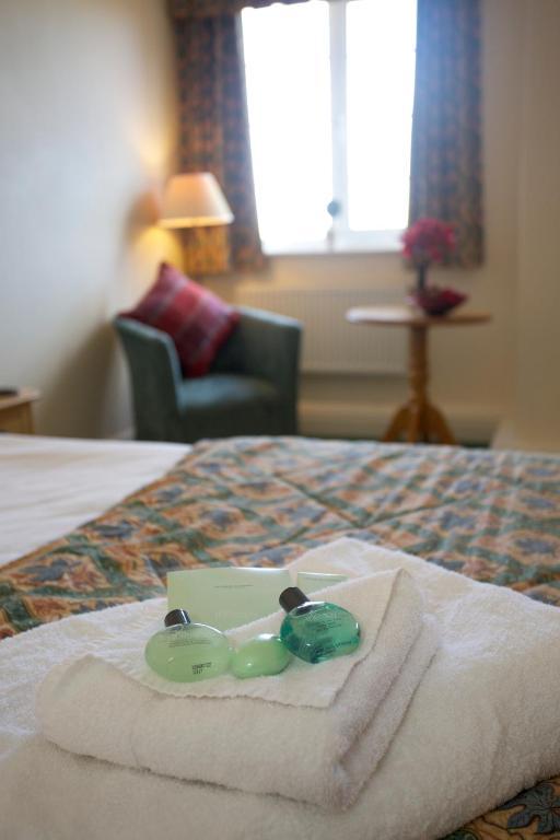 Hunters Lodge Hotel クルー 部屋 写真